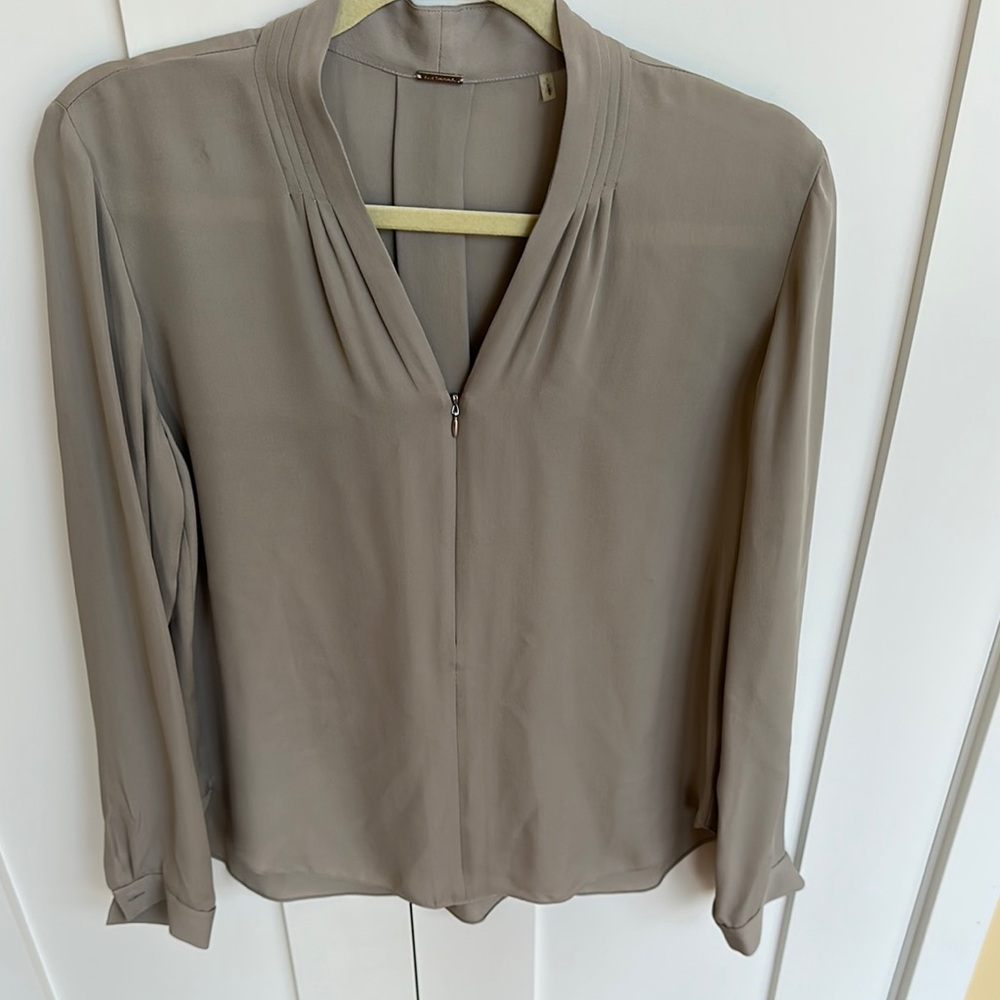 Elie Tahari Gray Mandarin Collar Blouse Size M